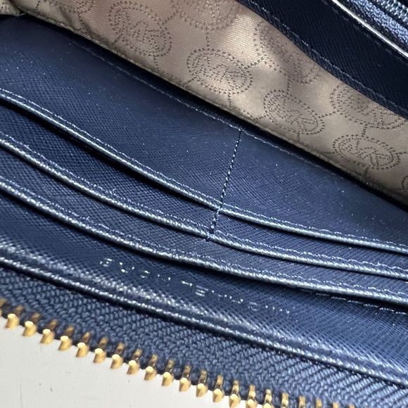 Michael Kors Jet Set wallet Continental Logo signature zip large checkbook ID - Picture 13 of 16